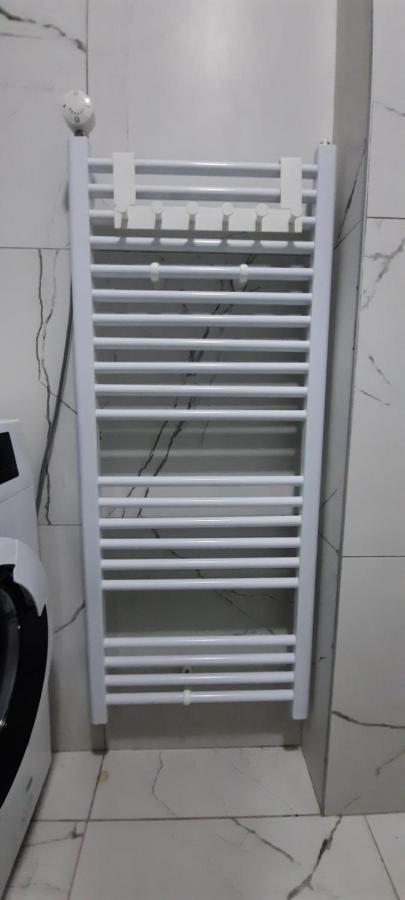 Comfy Apartment In Shkodër エクステリア 写真